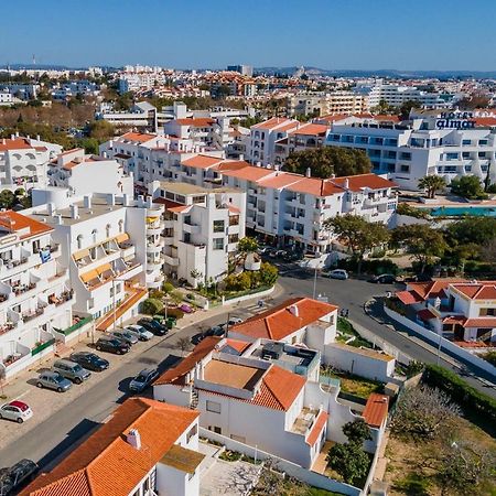 Typical T2 In Albufeira W/ Balcony By Lovelystay Esterno foto